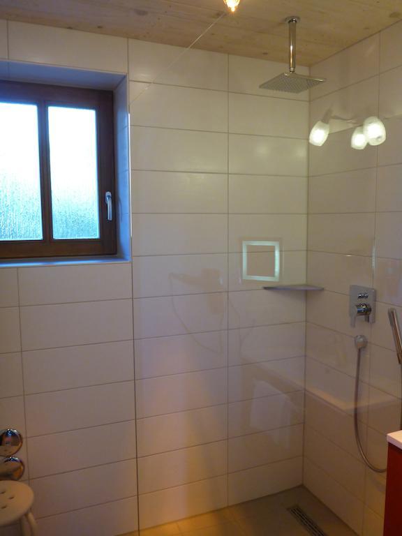 Apartment Gaestehaus Guggomos 